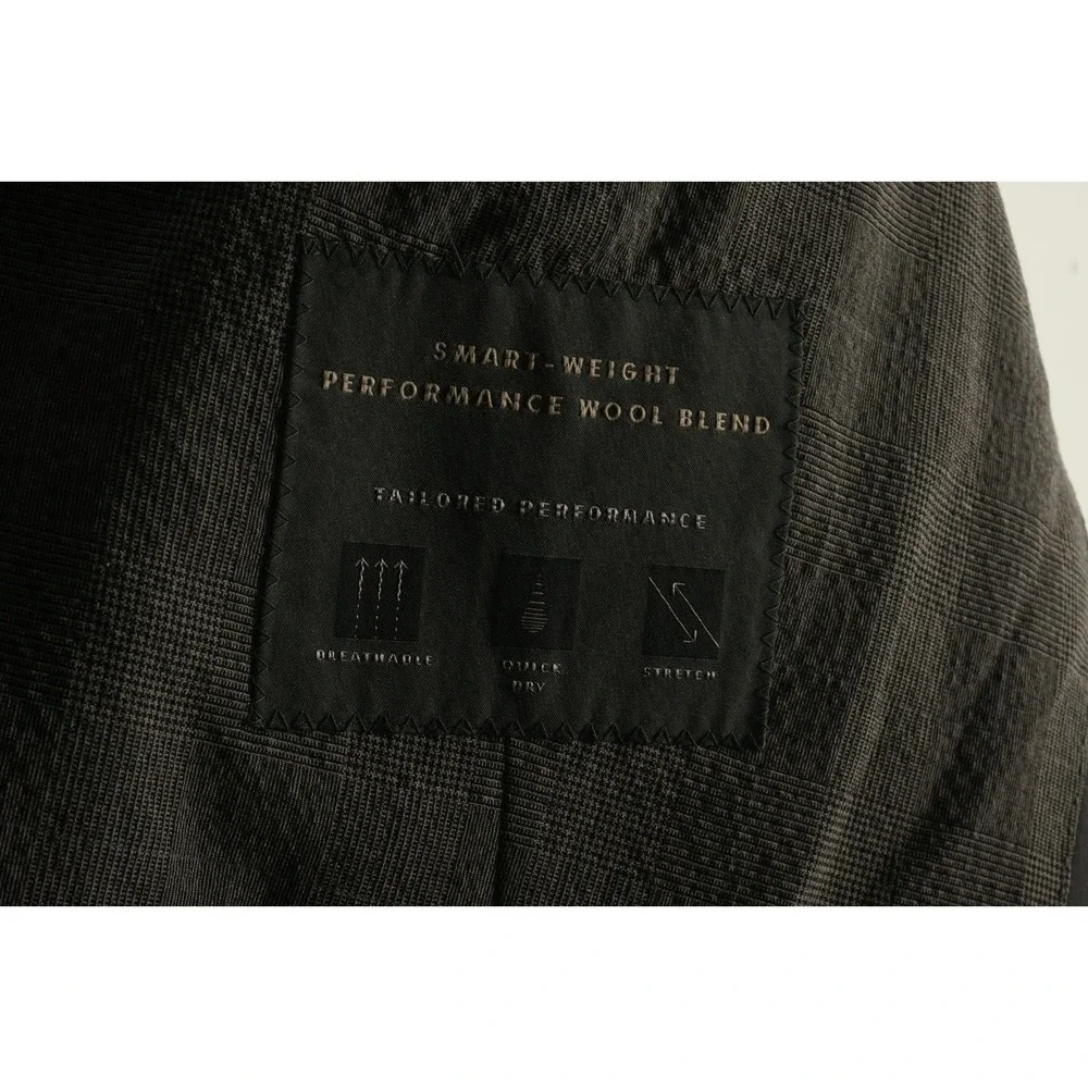 Banana Republic Smart-Weight Performance‎ Wool Seersucker Men's 44R Gray Plaid